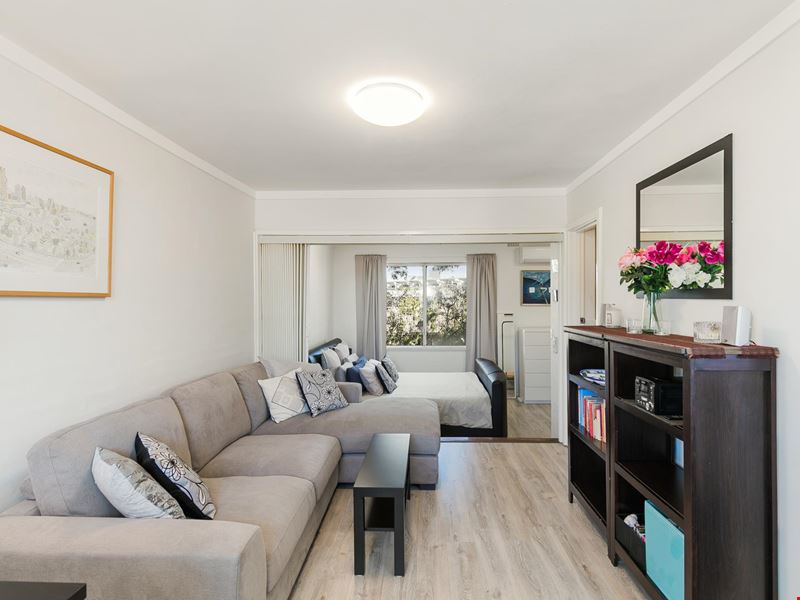 22/12 Wright Street, Perth WA 6000