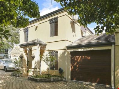 1/10 Kintail Road, Applecross WA 6153