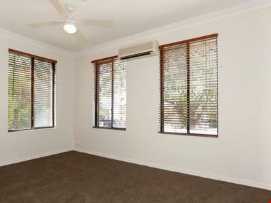 1/10 Kintail Road, Applecross WA 6153