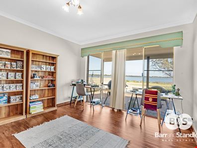 73 Pickworth Retreat, Pelican Point WA 6230