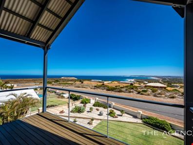 12 Jacques Boulevard, Kalbarri WA 6536