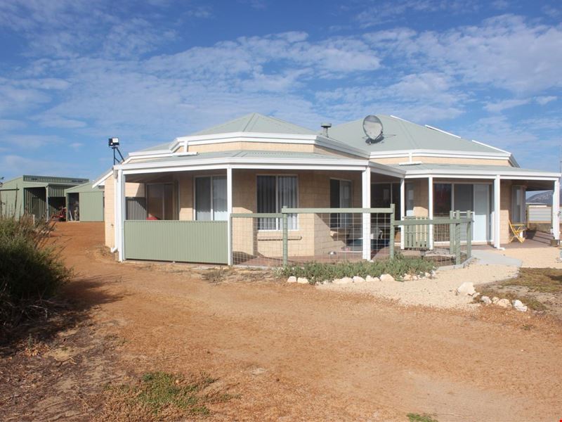 41 Whale Bay  Drive, Hopetoun WA 6348