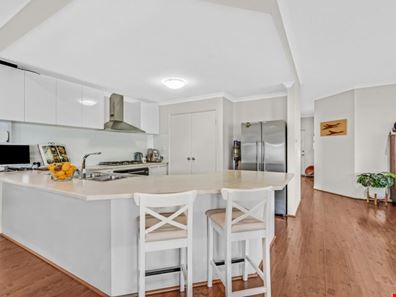 17 Latrobe Place, Abbey WA 6280
