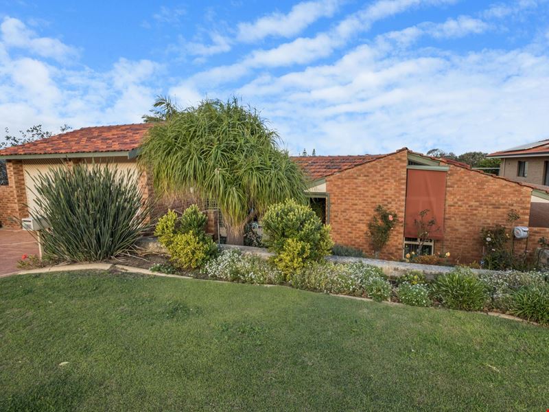 12 Sheahan Way, Marmion WA 6020