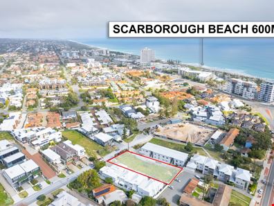 16 Nautilus Crescent, Scarborough WA 6019
