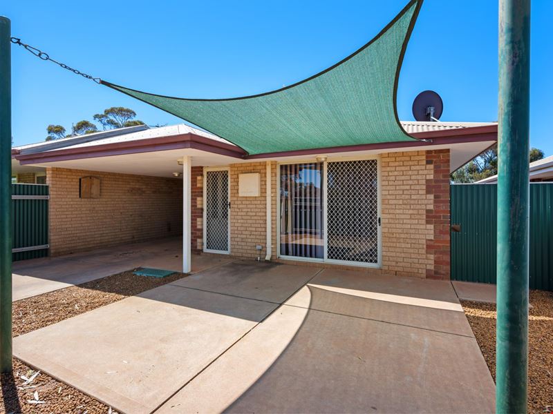 2/34 Richardson Street, Boulder