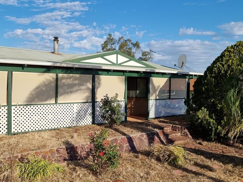 90 West Street, Northampton WA 6535