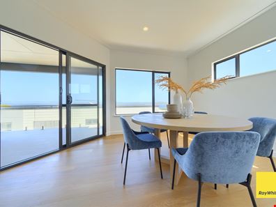 2/79 Earl Street, Albany WA 6330