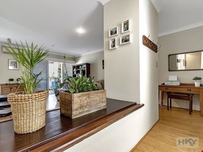 5/220 Fairway Circle, Connolly WA 6027