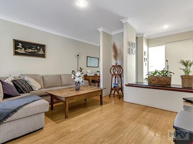 5/220 Fairway Circle, Connolly WA 6027