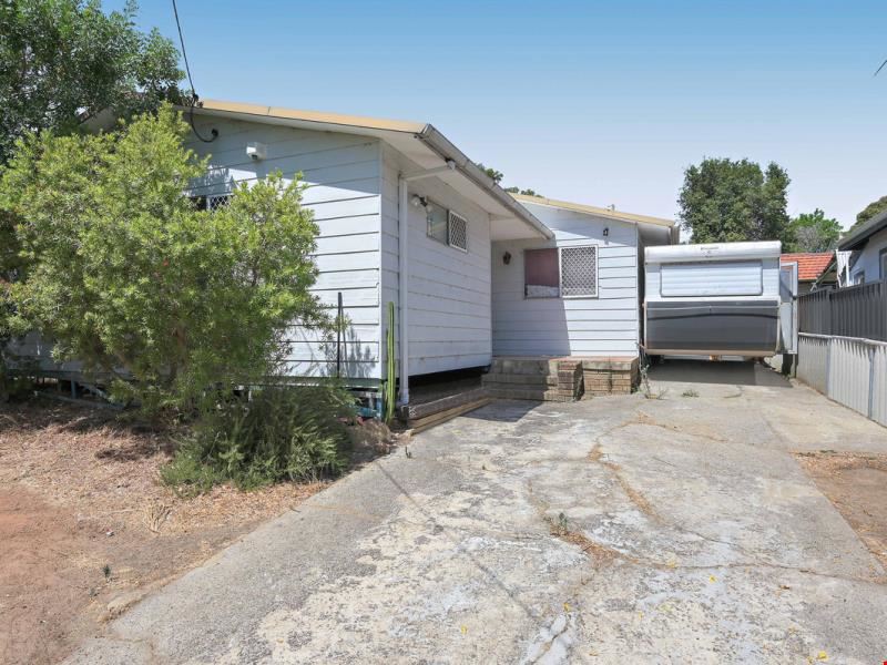 14 Hackett Street, Bellevue WA 6056
