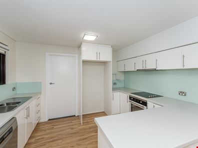5/107 Melville Parade, Como WA 6152