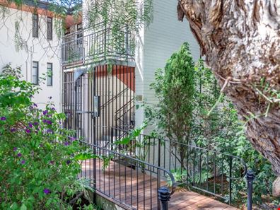 11/20 Rose Avenue, South Perth WA 6151