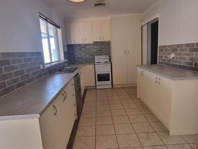 2 Nicholls Place, Newman WA 6753