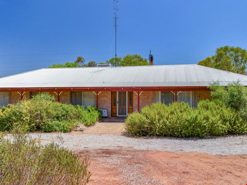 127 Woodley Farm Drive, Northam WA 6401