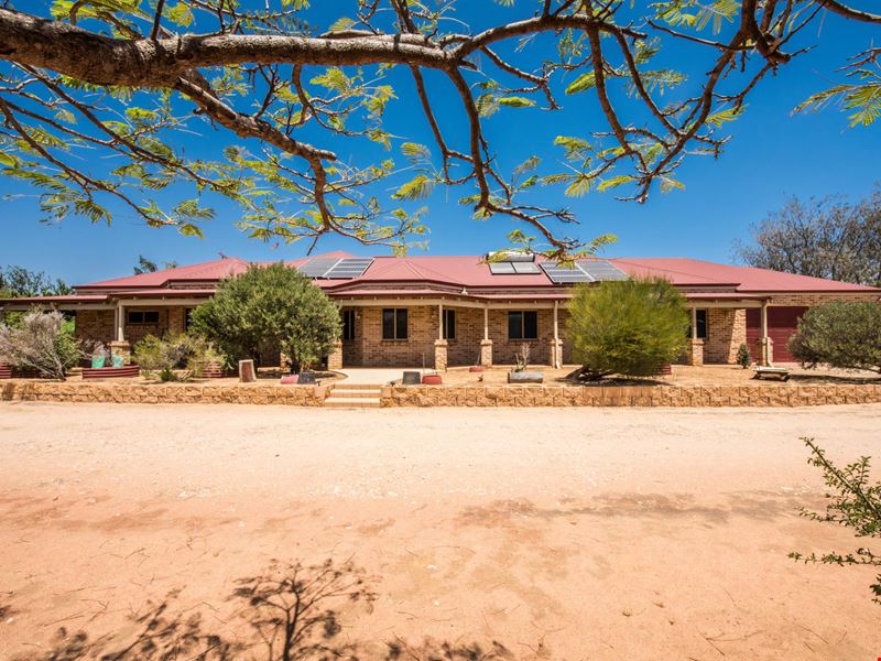 76 Eliza Shaw Drive, White Peak WA 6532