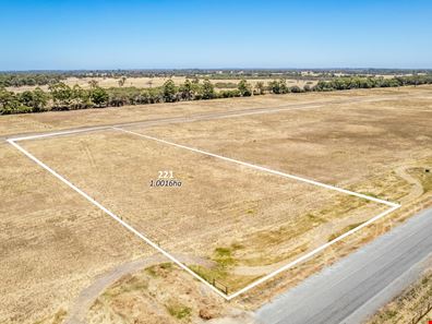 221/ Hasluck Circuit, North Dandalup WA 6207