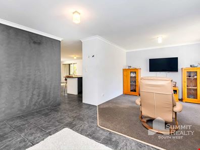 43 Swan Avenue, Millbridge WA 6232