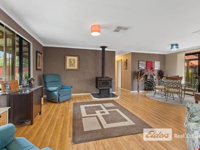 75 Mungalup Road, Collie WA 6225