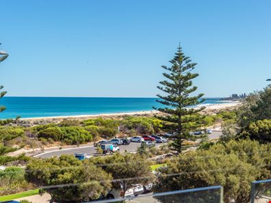 28/11 Leighton Beach Boulevard, North Fremantle WA 6159