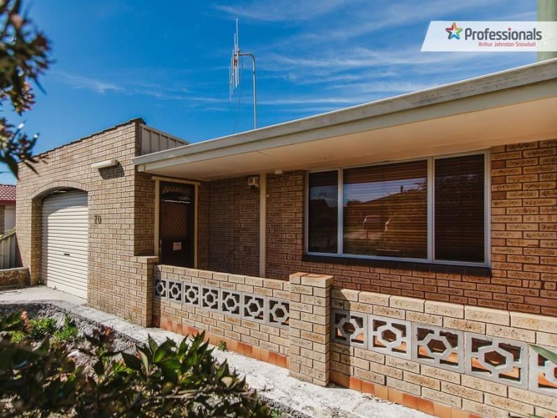70 Sierra Crescent, Orana WA 6330