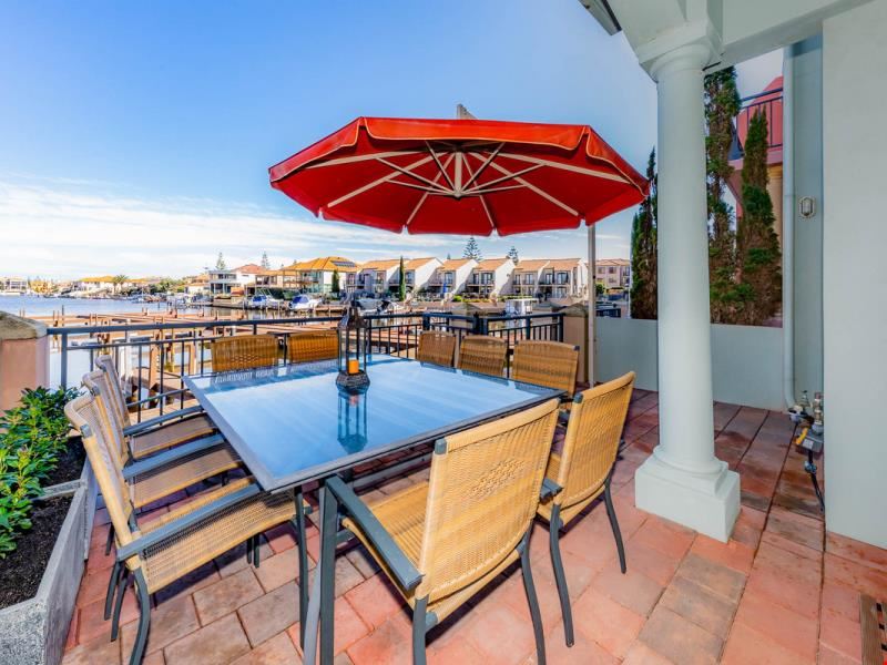 3/7 Village Mews, Wannanup WA 6210