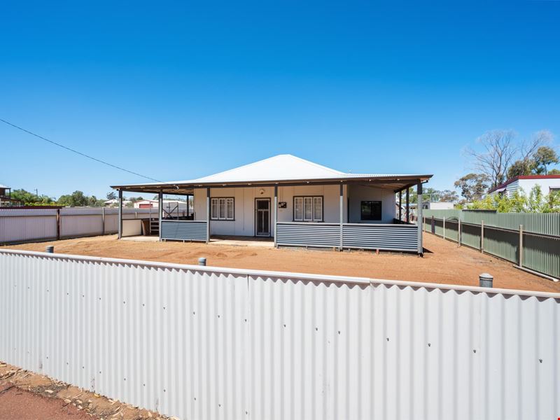 83 Bayley Street, Coolgardie WA 6429