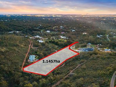 102 John Farrant Drive, Gooseberry Hill WA 6076