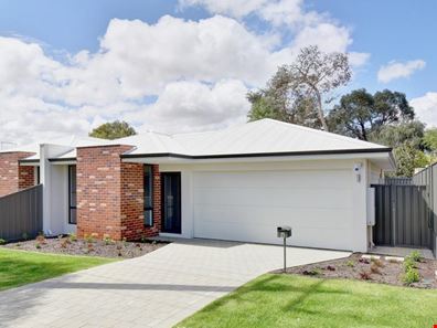 1/16 Myaree Way, Duncraig WA 6023