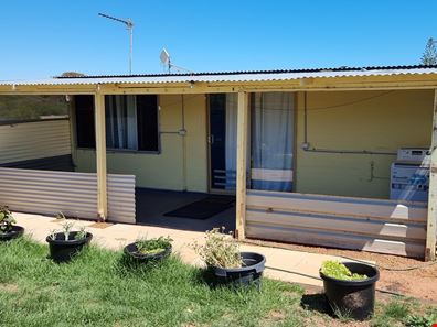 8/4 Hull Street, Cape Burney WA 6532