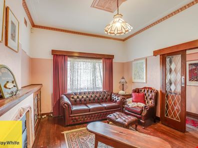 132 Gwenyfred Road, Kensington WA 6151