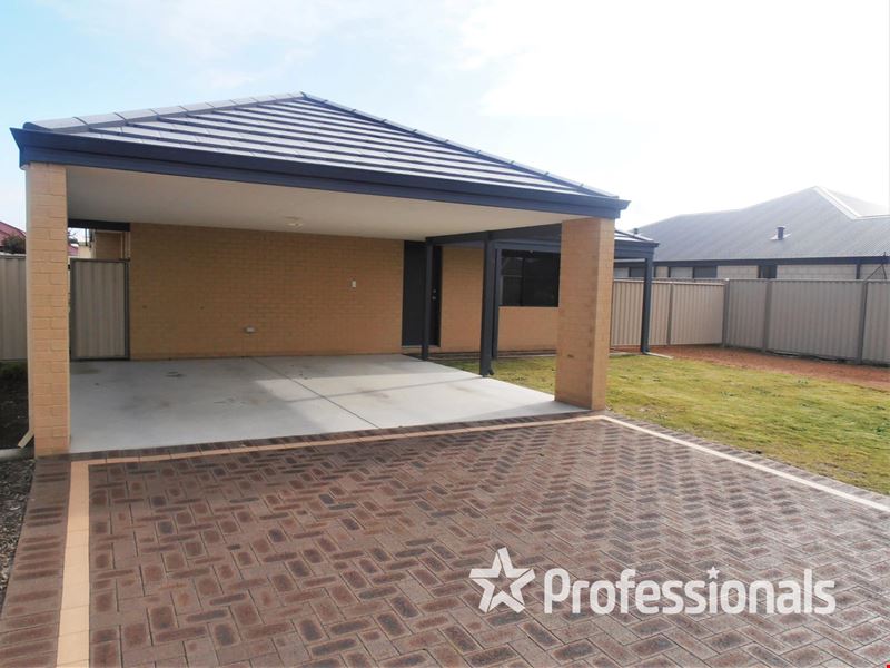 32 Waddingham Loop, Capel WA 6271