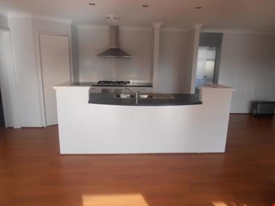 32 Waddingham Loop, Capel WA 6271