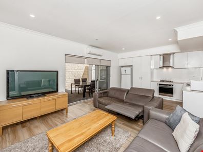 1/11 Stanbury Crescent, Morley WA 6062