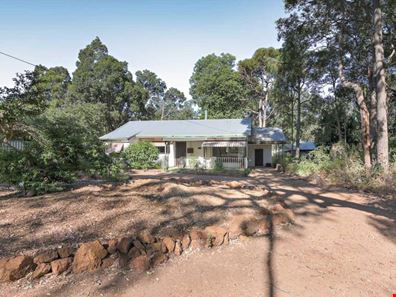 163 Peet Road, Roleystone WA 6111