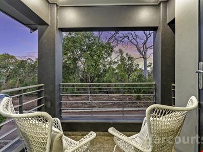 27 Wattlebird Loop, Joondalup WA 6027