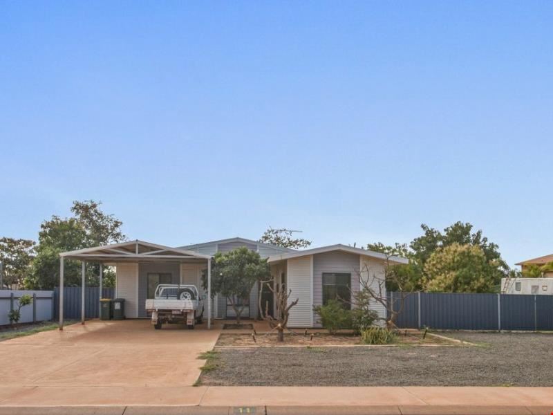11 Honeymoon Road, Point Samson WA 6720