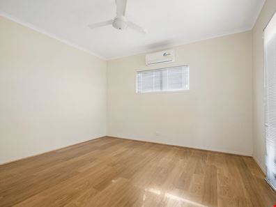 11 Honeymoon Road, Point Samson WA 6720