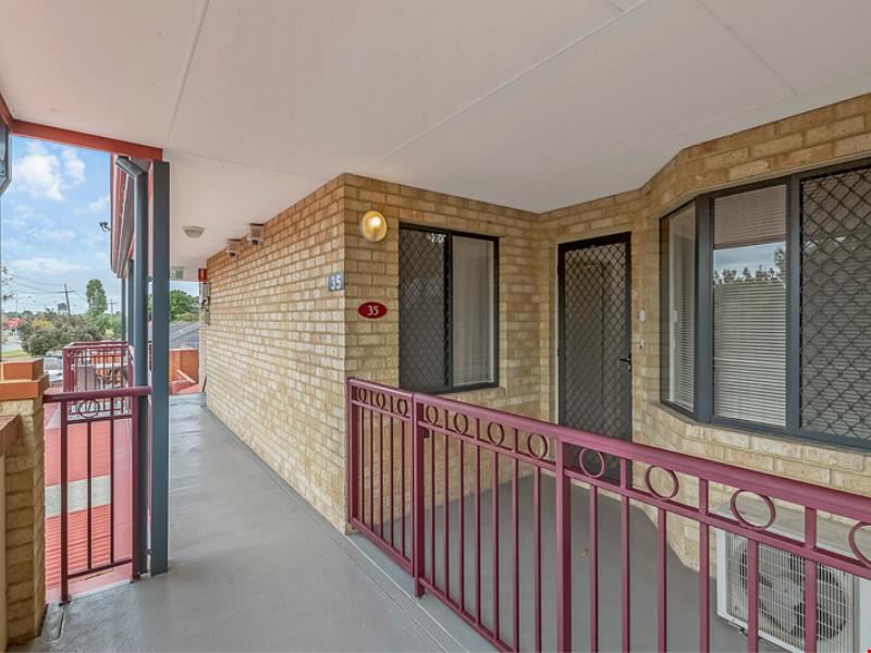 35/50 Woodlake Retreat, Kingsley