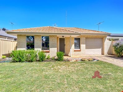 6B Sulphur Street, Withers WA 6230