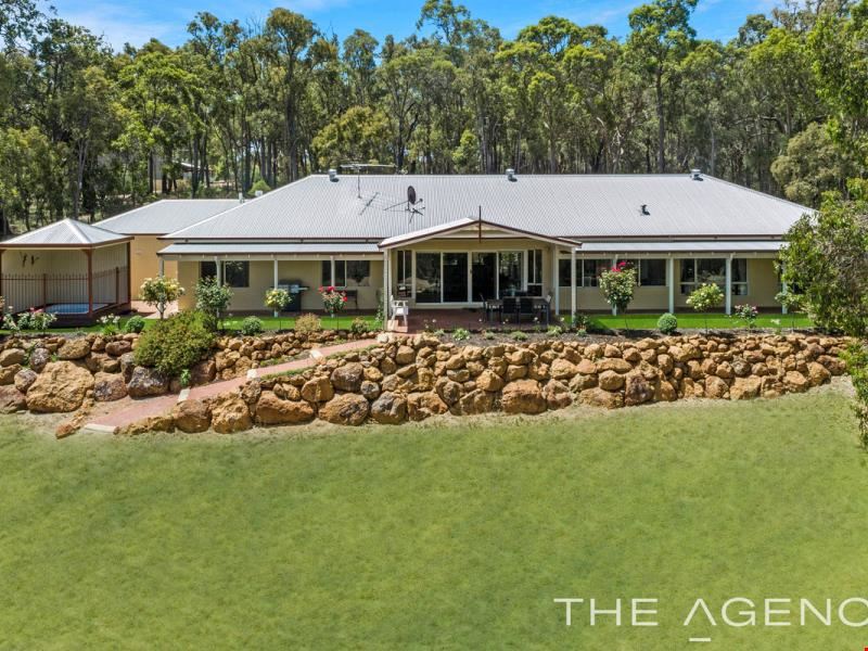 107 Lakeview Drive, Gidgegannup WA 6083