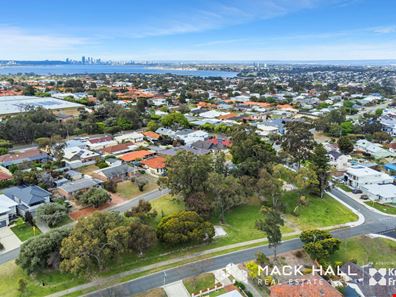 31A McLean Street, Melville WA 6156