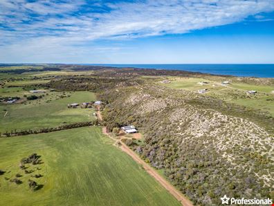 1267 Company Road, Greenough WA 6532