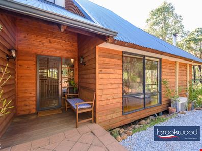 5 Plateau Heights, Hovea WA 6071