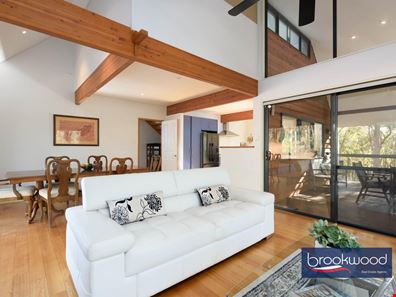 5 Plateau Heights, Hovea WA 6071