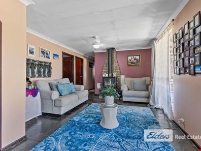 167 Railway Parade, Allanson WA 6225