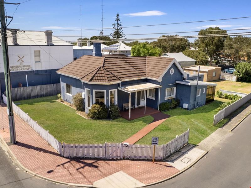 1 Moore Street, Bunbury WA 6230