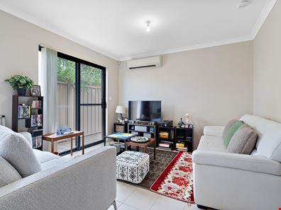 1/12 Dalziell Street, Maddington WA 6109