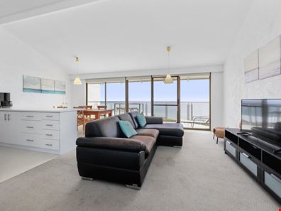3/9 De Burgh Street, Ledge Point WA 6043