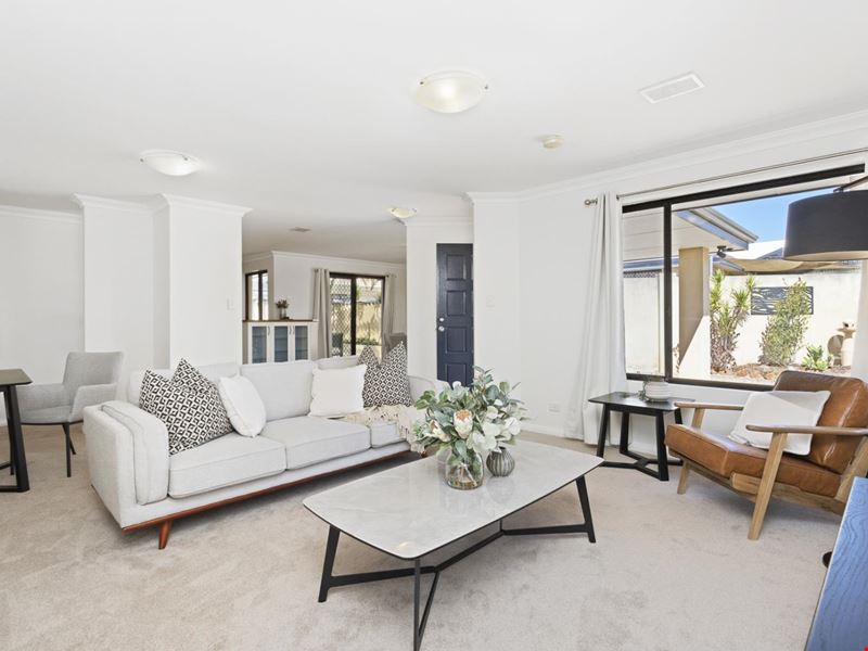 2/62 Canavan Crescent, Manning WA 6152